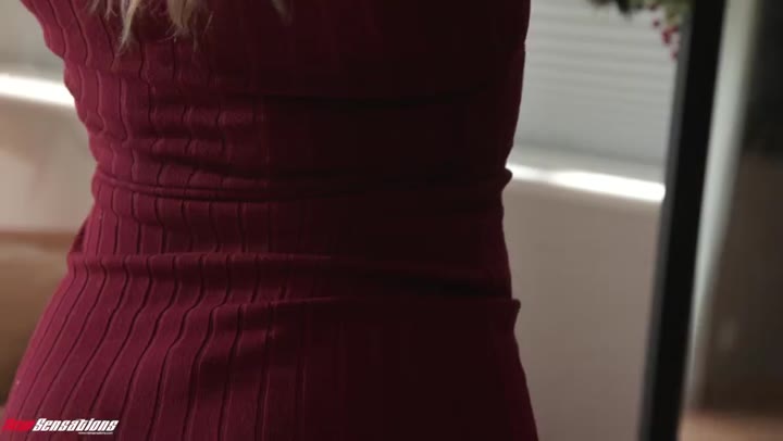 New Newsensations – Anna Claire Clouds (Anna Claire Clouds Is Gifted A White Creamy Christmas) [] Hardcore Allsex Bigass Blonde Roleplay