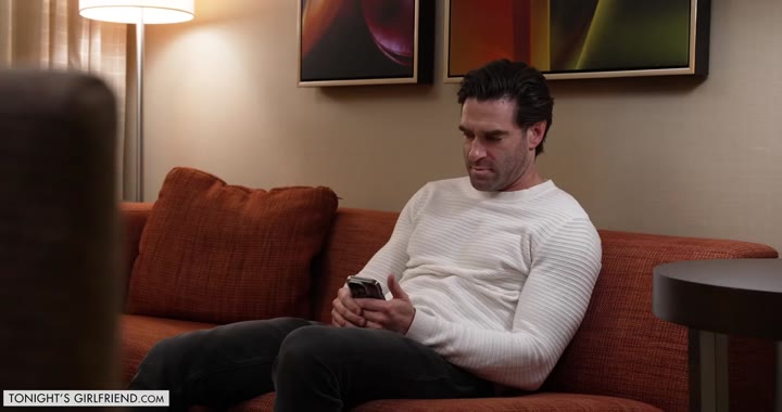 Ken Feels, Melissa Stratton – Fit Babe Melissa Stratton Gets Her Sexy Body Fucked By A Big Fan